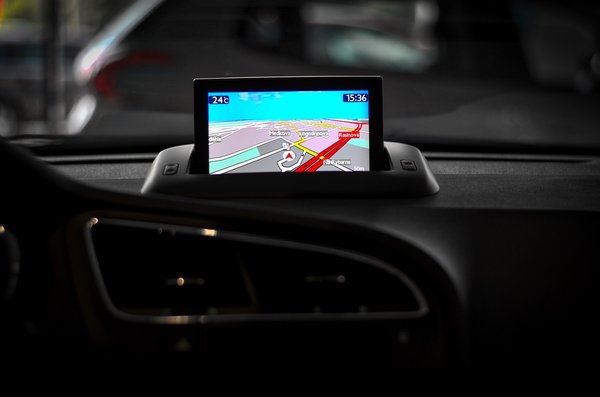 Comment procéder pour la mise à jour du GPS embarqué de votre Peugeot ?